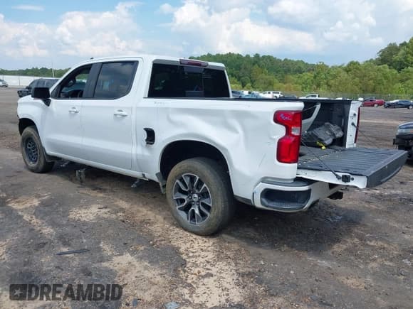 ✅ 2019 Chevrolet Silverado 1500 RST • VIN: 3GCUYEED0KG168397 • Lot: 43125706. Wystawiony na IAAI z przebiegiem 92 805 mil. Bezpłatny archiwum sprzedaży aukcyjnych z USA i szczegółowy raport historii pojazdu na DreamBid. Zdjęcie 3.
