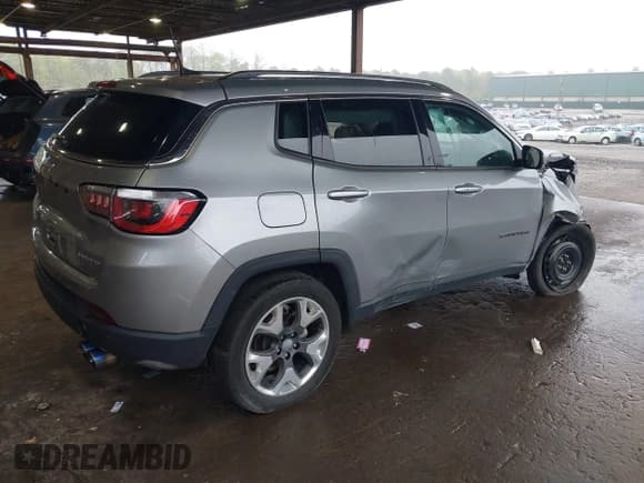 ✅ 2021 Jeep Compass Limited • VIN: 3C4NJDCB8MT523718 • Lot: 42182738. Wystawiony na IAAI z przebiegiem 89 720 mil. Bezpłatny archiwum sprzedaży aukcyjnych z USA i szczegółowy raport historii pojazdu na DreamBid. Zdjęcie 4.