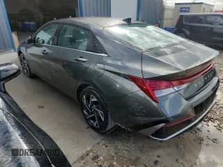 ✅ 2025 Hyundai Elantra SEL Convenience • VIN: KMHLS4DG3SU972172 • Лот: 86272225. Опубликован ранее на Copart с пробегом 8 642 миль. Бесплатный доступ к архиву аукционных продаж из США и подробный отчёт об истории автомобиля на DreamBid. Изображение 2.