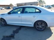 ✅ 2018 Volkswagen Jetta SEL • VIN: 3VWL17AJ2JM252094 • Lot: 41397575. Listed on IAAI with 57,983 mi. Free auction sales archive from the USA and detailed vehicle history report at DreamBid. Image 14.