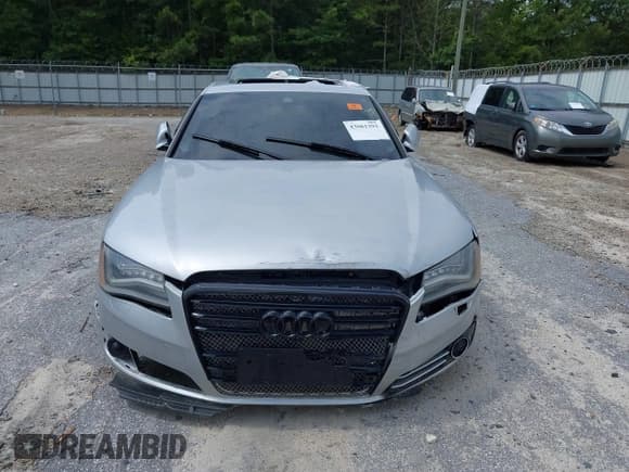 ✅ 2011 Audi A8 • VIN: WAUAVAFD7BN006743 • Lot: 43061393. Wystawiony na IAAI z przebiegiem Nie podano. Bezpłatny archiwum sprzedaży aukcyjnych z USA i szczegółowy raport historii pojazdu na DreamBid. Zdjęcie 6.