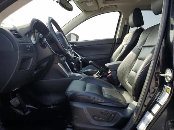 ✅ 2015 Mazda CX-5 Grand Touring • VIN: JM3KE4DY2F0451450 • Лот: 71967245. Опубликован ранее на Copart с пробегом 196 102 миль. Бесплатный доступ к архиву аукционных продаж из США и подробный отчёт об истории автомобиля на DreamBid. Изображение 7.