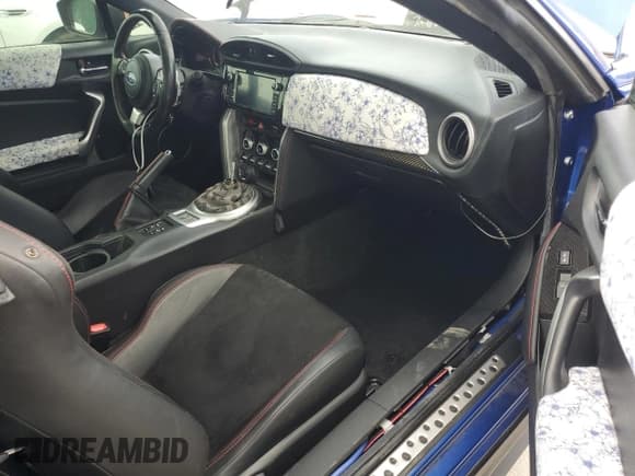 ✅ 2020 Subaru BRZ Limited • VIN: JF1ZCAC16L8703591 • Lot: 71250035. Listed on Copart with 45,169 mi. Free auction sales archive from the USA and detailed vehicle history report at DreamBid. Image 8.