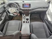 ✅ 2021 Nissan Sentra S • VIN: 3N1AB8BV9MY243472 • Lot: 95983755. Wystawiony na Copart z przebiegiem 65 902 mil. Bezpłatny archiwum sprzedaży aukcyjnych z USA i szczegółowy raport historii pojazdu na DreamBid. Zdjęcie 8.