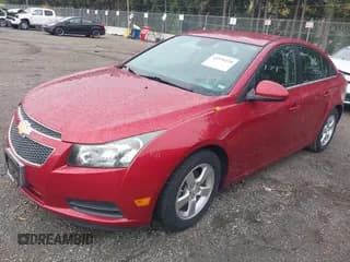 ✅ 2014 Chevrolet Cruze 1LT • VIN: 1G1PC5SB5E7400872 • Лот: 43559228. Опубликован ранее на IAAI с пробегом 107 013 миль. Бесплатный доступ к архиву аукционных продаж из США и подробный отчёт об истории автомобиля на DreamBid. Изображение 2.