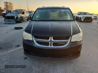 ✅ 2014 Dodge Grand Caravan SXT • VIN: 2C4RDGCG8ER221940 • Lot: 71370955. Wystawiony na Copart z przebiegiem 418 868 mil. Bezpłatny archiwum sprzedaży aukcyjnych z USA i szczegółowy raport historii pojazdu na DreamBid. Zdjęcie 5.