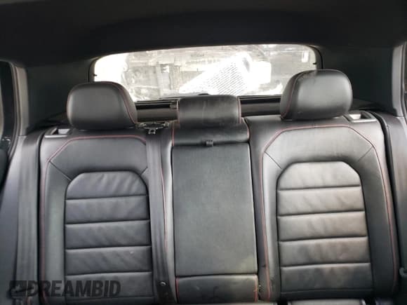 ✅ 2016 Volkswagen Golf GTI S • VIN: 3VW4T7AU2GM003439 • Lot: 81283245. Wystawiony na Copart z przebiegiem 169 462 mil. Bezpłatny archiwum sprzedaży aukcyjnych z USA i szczegółowy raport historii pojazdu na DreamBid. Zdjęcie 10.