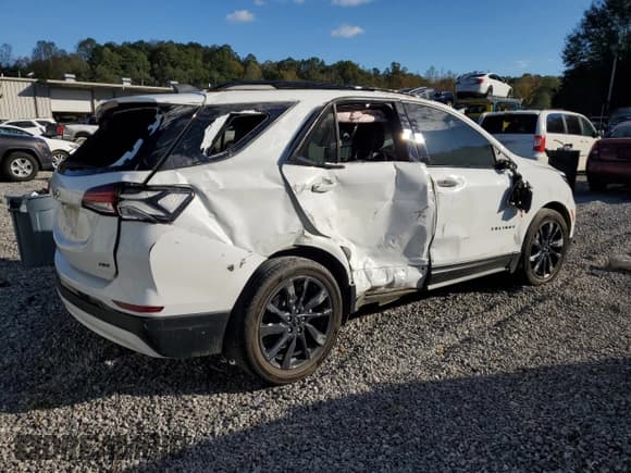 ✅ 2024 Chevrolet Equinox RS • VIN: 3GNAXMEG4RS232272 • Lot: 90297635. Listed on Copart with 37,445 mi. Free auction sales archive from the USA and detailed vehicle history report at DreamBid. Image 3.
