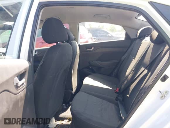 2020 Hyundai Accent SE с VIN 3KPC24A6XLE096779, выставлен на аукционе IAAI как лот 43322267 с пробегом 76 409 миль миль и . История ставок и продаж доступна на DreamBid. Изображение 8.