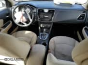 ✅ 2011 Chrysler 200 Touring • VIN: 1C3BC1FGXBN555770 • Lot: 92248905. Listed on Copart with 93,328 mi. Free auction sales archive from the USA and detailed vehicle history report at DreamBid. Image 8.