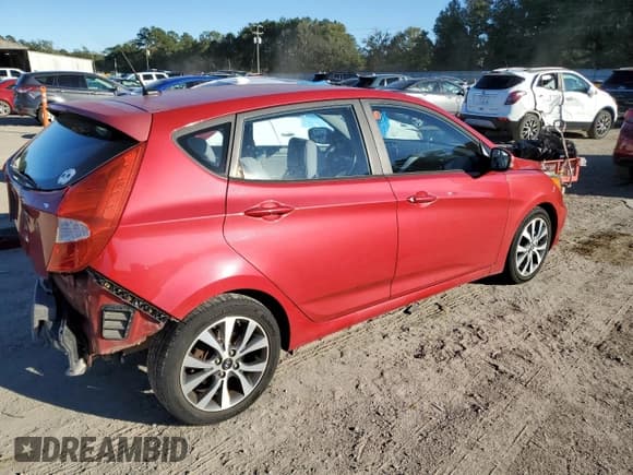 ✅ 2015 Hyundai Accent Sport • VIN: KMHCU5AE9FU217925 • Lot: 90595415. Wystawiony na Copart z przebiegiem 76 740 mil. Bezpłatny archiwum sprzedaży aukcyjnych z USA i szczegółowy raport historii pojazdu na DreamBid. Zdjęcie 3.