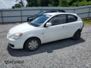 ✅ 2010 Hyundai Accent GS • VIN: KMHCM3AC2AU180034 • Лот: 60866855. Опубликован ранее на Copart с пробегом 196 494 миль. Бесплатный доступ к архиву аукционных продаж из США и подробный отчёт об истории автомобиля на DreamBid. Изображение 1.