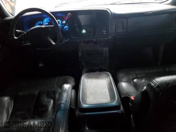 2004 Chevrolet Silverado 1500 Z71 with VIN 2GCEK19T741278875, listed as a Copart auction lot 67360335 with 329,868 mi miles and Clean title. Bid and sale history available at DreamBid. Image 8.