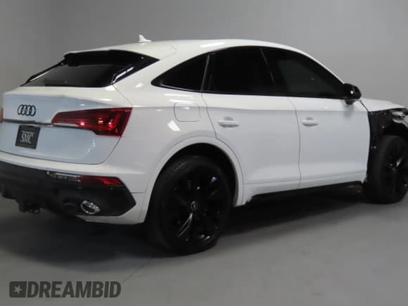 ✅ 2023 Audi SQ5 Sportback Premium Plus • VIN: WA124AFY1P2038636 • Лот: 53910115. Опубликован ранее на Copart с пробегом 27 258 миль. Бесплатный доступ к архиву аукционных продаж из США и подробный отчёт об истории автомобиля на DreamBid. Изображение 3.