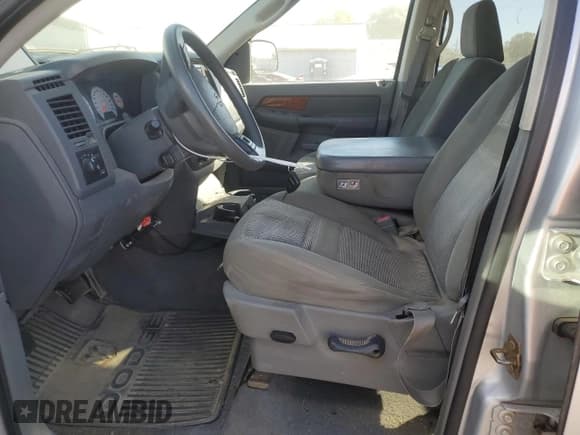 ✅ 2006 Dodge 1500 SLT • VIN: 1D7HU18N66S677361 • Лот: 75108064. Опубликован ранее на Copart с пробегом 297 230 миль. Бесплатный доступ к архиву аукционных продаж из США и подробный отчёт об истории автомобиля на DreamBid. Изображение 7.