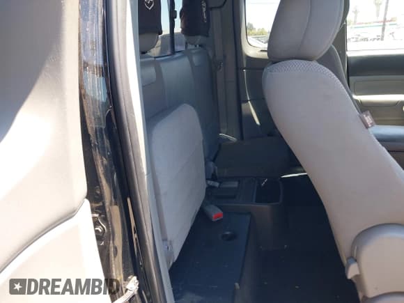 ✅ 2013 Toyota Tacoma • VIN: 5TFTX4CN0DX034105 • Лот: 42861631. Опубликован ранее на IAAI с пробегом 199 024 миль. Бесплатный доступ к архиву аукционных продаж из США и подробный отчёт об истории автомобиля на DreamBid. Изображение 8.