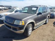✅ 2005 Ford Explorer Eddie Bauer • VIN: 1FMDU64W15UB76803 • Лот: 43674748. Опубликован ранее на IAAI с пробегом 200 028 миль. Бесплатный доступ к архиву аукционных продаж из США и подробный отчёт об истории автомобиля на DreamBid. Изображение 2.