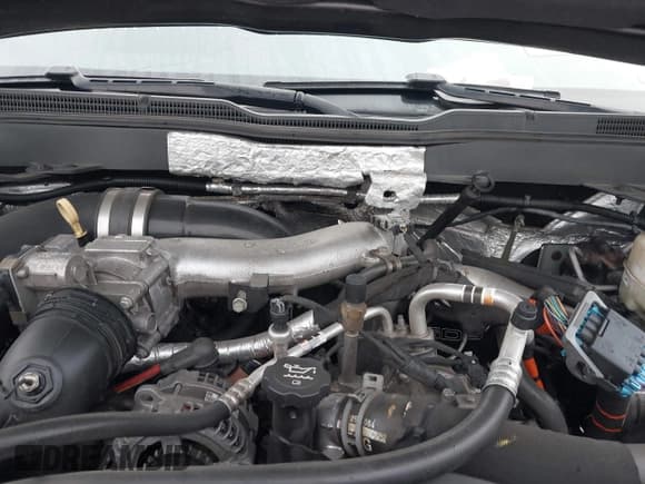 ✅ 2015 Chevrolet Silverado 2500HD LTZ • VIN: 1GC1KWE8XFF104422 • Лот: 41194784. Опубликован ранее на IAAI с пробегом 151 772 миль. Бесплатный доступ к архиву аукционных продаж из США и подробный отчёт об истории автомобиля на DreamBid. Изображение 10.