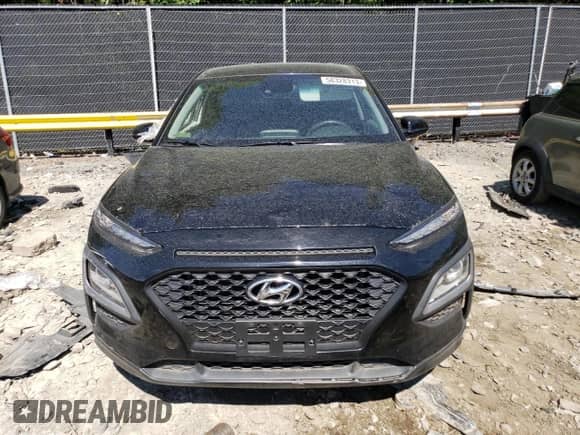 2020 Hyundai Kona SE z VIN KM8K1CAA3LU487301, wystawiony jako Copart lot #58328313 z przebiegiem 44 509 mil mil oraz . Historia ofert i sprzedaży dostępna na DreamBid. Obrazek 5.