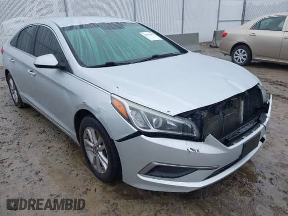 2016 Hyundai Sonata SE with VIN 5NPE24AF3GH337768, listed as a IAAI auction lot 43571459 with 231,009 mi miles and . Bid and sale history available at DreamBid. Image 1.