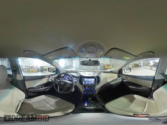 ✅ 2018 Hyundai Santa Fe 2.4L • VIN: 5XYZT3LB3JG521822 • Lot: 36157793. Wystawiony na Copart z przebiegiem 87 806 mil mil. Skorzystaj z bezpłatnego archiwum sprzedaży aukcyjnych z USA i zobacz szczegółowy raport historii pojazdu na DreamBid. Zdjęcie 14.