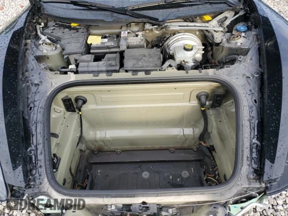 ✅ 2018 Porsche 718 Cayman • VIN: WP0AA2A86JK262242 • Lot: 62645915. Wystawiony na Copart z przebiegiem 50 371 mil. Bezpłatny archiwum sprzedaży aukcyjnych z USA i szczegółowy raport historii pojazdu na DreamBid. Zdjęcie 11.