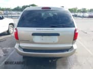 ✅ 2006 Dodge Grand Caravan SE • VIN: 1D4GP24R36B734422 • Lot: 42302517. Wystawiony na IAAI z przebiegiem 217 946 mil. Bezpłatny archiwum sprzedaży aukcyjnych z USA i szczegółowy raport historii pojazdu na DreamBid. Zdjęcie 16.