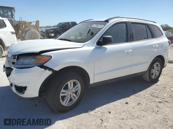 ✅ 2012 Hyundai Santa Fe GLS • VIN: 5XYZG3AB3CG100841 • Lot: 87966315. Listed on Copart with 215,253 mi. Free auction sales archive from the USA and detailed vehicle history report at DreamBid. Image 1.