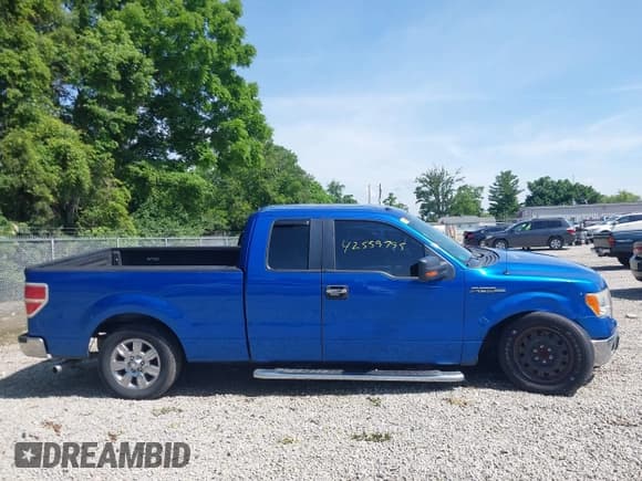 ✅ 2011 Ford F-150 XL • VIN: 1FTEX1CM6BFC34195 • Lot: 42559795. Listed on IAAI with 204,001 mi. Free auction sales archive from the USA and detailed vehicle history report at DreamBid. Image 14.