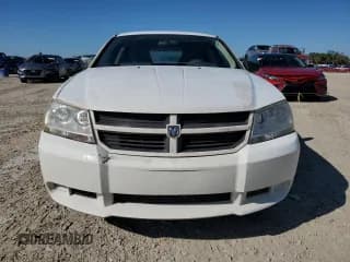✅ 2008 Dodge Avenger SE • VIN: 1B3LC46JX8N257615 • Lot: 81277224. Wystawiony na Copart z przebiegiem 187 693 mil. Bezpłatny archiwum sprzedaży aukcyjnych z USA i szczegółowy raport historii pojazdu na DreamBid. Zdjęcie 5.
