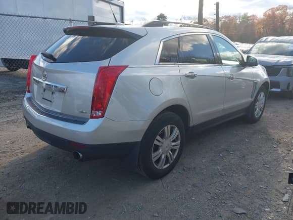 ✅ 2013 Cadillac SRX • VIN: 3GYFNAE39DS516872 • Лот: 43695161. Опубликован ранее на IAAI с пробегом 147 235 миль. Бесплатный доступ к архиву аукционных продаж из США и подробный отчёт об истории автомобиля на DreamBid. Изображение 4.