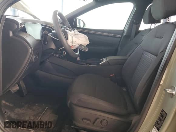 2023 Hyundai Santa Cruz SEL with VIN 5NTJC4AE8PH044985, listed as a Copart auction lot 84774144 with 11,643 mi miles and Salvage title. Bid and sale history available at DreamBid. Image 7.