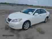 2007 Lexus ES 330 with VIN JTHBJ46G172107864, listed as a IAAI auction lot 43213595 with 163,095 mi miles and . Bid and sale history available at DreamBid. Image 2.