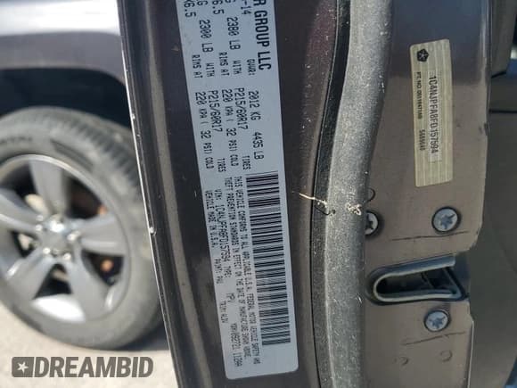 ✅ 2015 Jeep Patriot Latitude • VIN: 1C4NJPFA8FD157594 • Lot: 82190415. Listed on Copart with 142,150 mi. Free auction sales archive from the USA and detailed vehicle history report at DreamBid. Image 12.