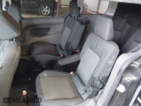 ✅ 2019 Ford Transit Connect XLT • VIN: NM0GS9F25K1416383 • Lot: 42862505. Wystawiony na IAAI z przebiegiem 93 000 mil. Bezpłatny archiwum sprzedaży aukcyjnych z USA i szczegółowy raport historii pojazdu na DreamBid. Zdjęcie 8.