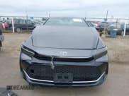 ✅ 2024 Toyota Crown XLE • VIN: JTDAAAAF5R3029757 • Lot: 41773356. Wystawiony na IAAI z przebiegiem 13 510 mil. Bezpłatny archiwum sprzedaży aukcyjnych z USA i szczegółowy raport historii pojazdu na DreamBid. Zdjęcie 13.