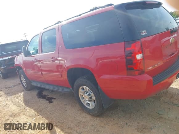 ✅ 2012 Chevrolet Suburban • VIN: 1GNWKMEG9CR206829 • Lot: 42263407. Listed on IAAI with 137,934 mi. Free auction sales archive from the USA and detailed vehicle history report at DreamBid. Image 14.