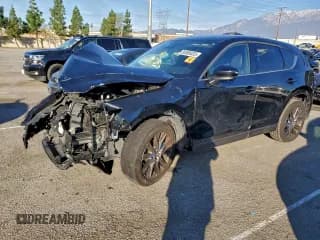 ✅ 2021 Mazda CX-5 Signature • VIN: JM3KFBEY8M0347574 • Lot: 85506035. Wystawiony na Copart z przebiegiem Nie podano. Bezpłatny archiwum sprzedaży aukcyjnych z USA i szczegółowy raport historii pojazdu na DreamBid. Zdjęcie 1.