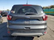 ✅ 2019 Ford Escape SE • VIN: 1FMCU9GD4KUB07316 • Лот: 91244155. Опубликован ранее на Copart с пробегом 166 149 миль. Бесплатный доступ к архиву аукционных продаж из США и подробный отчёт об истории автомобиля на DreamBid. Изображение 6.