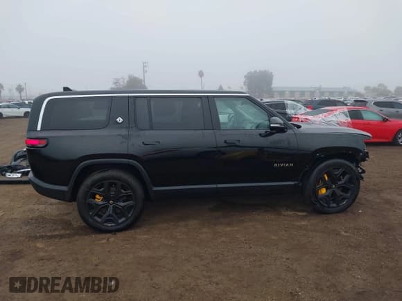 ✅ 2024 Rivian R1S Adventure • VIN: 7PDSGABA1RN035557 • Лот: 41170478. Опубликован ранее на IAAI с пробегом 5 210 миль. Бесплатный доступ к архиву аукционных продаж из США и подробный отчёт об истории автомобиля на DreamBid. Изображение 14.