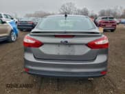 ✅ 2014 Ford Focus SE • VIN: 1FADP3F22EL449067 • Лот: 93537665. Опубликован ранее на Copart с пробегом 150 864 миль. Бесплатный доступ к архиву аукционных продаж из США и подробный отчёт об истории автомобиля на DreamBid. Изображение 6.