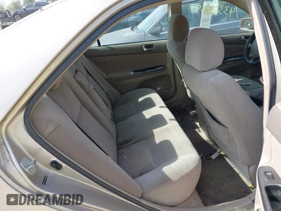 ✅ 2005 Toyota Camry STD • VIN: 4T1BE32K35U100261 • Lot: 43340699. Listed on IAAI with 150,001 mi. Free auction sales archive from the USA and detailed vehicle history report at DreamBid. Image 8.