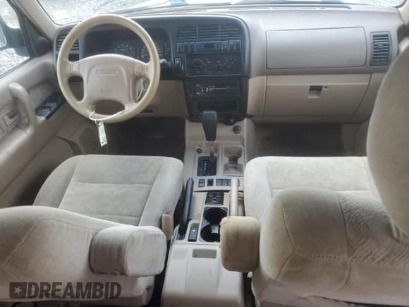 ✅ 2002 Isuzu Trooper S • VIN: JACDS58X627J06178 • Lot: 63563315. Listed on Copart with 196,912 mi. Free auction sales archive from the USA and detailed vehicle history report at DreamBid. Image 8.