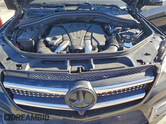 ✅ 2014 Mercedes-Benz GL 550 • VIN: 4JGDF7DE5EA350171 • Lot: 92241225. Listed on Copart with 115,625 mi. Free auction sales archive from the USA and detailed vehicle history report at DreamBid. Image 12.