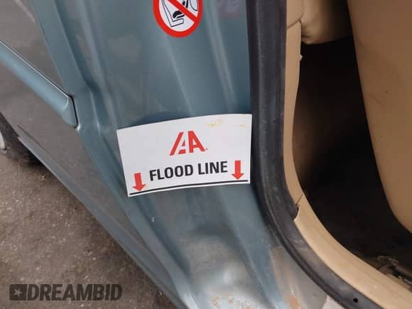 2001 BMW 3 Series 330Ci с VIN WBABS53471JU87964, выставлен на аукционе IAAI как лот 42922324 с пробегом 177 385 миль миль и . История ставок и продаж доступна на DreamBid. Изображение 6.