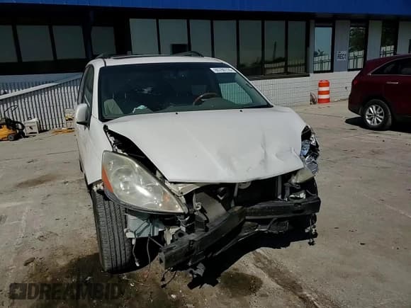 ✅ 2009 Toyota Sienna XLE • VIN: 5TDZK22C59S230812 • Лот: 80786725. Опубликован ранее на Copart с пробегом 156 091 миль. Бесплатный доступ к архиву аукционных продаж из США и подробный отчёт об истории автомобиля на DreamBid. Изображение 14.