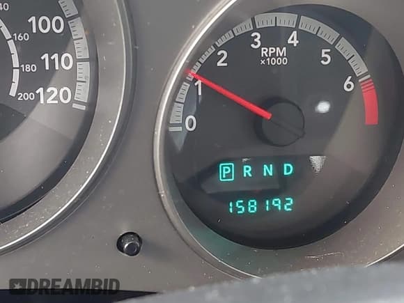 ✅ 2010 Dodge Avenger SXT • VIN: 1B3CC4FB6AN144338 • Lot: 41236730. Wystawiony na IAAI z przebiegiem 158 192 mil. Bezpłatny archiwum sprzedaży aukcyjnych z USA i szczegółowy raport historii pojazdu na DreamBid. Zdjęcie 16.