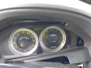 ✅ 2013 Volvo XC60 3.2L • VIN: YV4940DL1D2430918 • Lot: 43575679. Listed on IAAI with 127,675 mi. Free auction sales archive from the USA and detailed vehicle history report at DreamBid. Image 6.