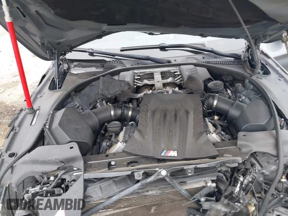 ✅ 2014 BMW M6 • VIN: WBS6C9C54EDV73926 • Lot: 42421586. Listed on IAAI with 82,216 mi. Free auction sales archive from the USA and detailed vehicle history report at DreamBid. Image 10.