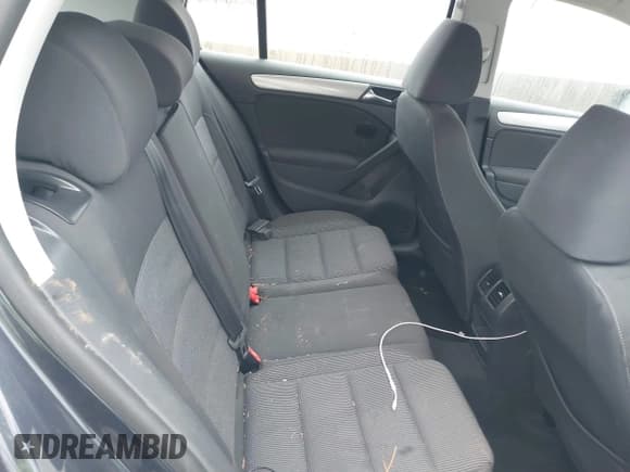 ✅ 2012 Volkswagen Golf • VIN: WVWDB7AJ4CW308026 • Lot: 41553950. Listed on IAAI with 151,000 mi. Free auction sales archive from the USA and detailed vehicle history report at DreamBid. Image 8.